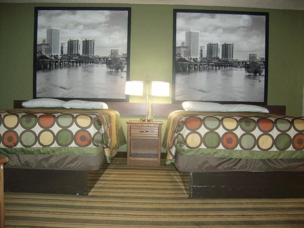 Super 8 By Wyndham Richmond/Chamberlayne Rd Hotel Luaran gambar